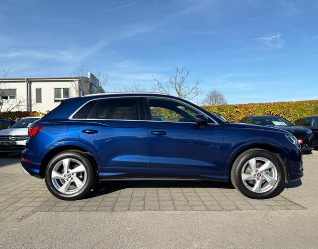 Beifahrerseite Audi Q3 advanced 35 TFSI S tronic