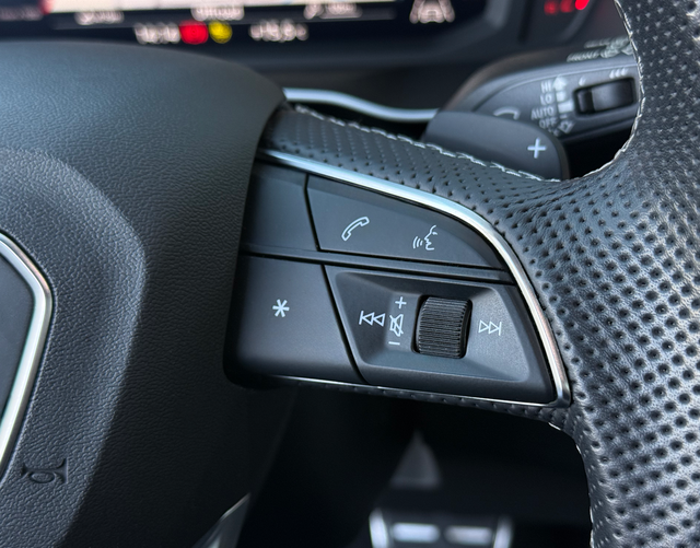 Multifunktionslenkrad Audi Q3 advanced 35 TFSI S tronic