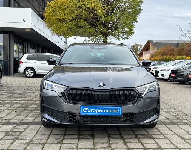 Vorne Skoda Octavia Combi 2026 SPORTLINE 1.5 TSI 110 kW mHEV DSG