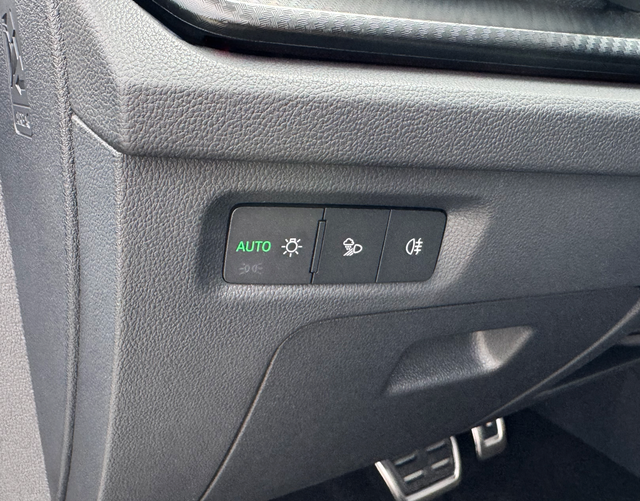 Lichtschalter Skoda Octavia Combi 2026 SPORTLINE 1.5 TSI 110 kW mHEV DSG