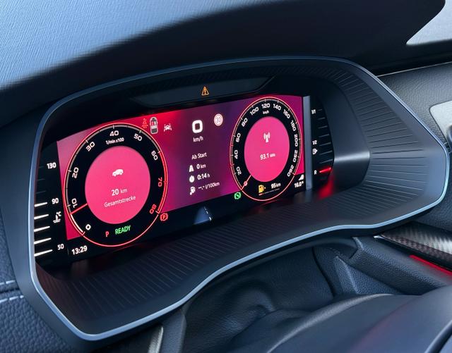 Digitales Cockpit Skoda Octavia Combi 2026 SPORTLINE 1.5 TSI 110 kW mHEV DSG