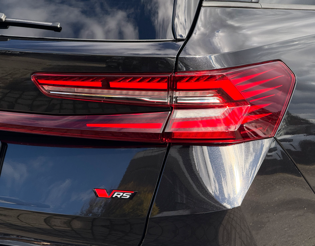 LED R&uuml;ckleuchte Skoda Kodiaq 2026 H10 RS 2.0 TSI 195kW 4x4 DSG