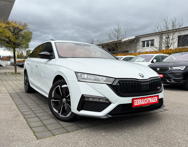 Skoda Octavia Combi - RS iV (D4) 1.4 TSI Plug-in Hybrid DSG 245 COLUMBUS, CANTON, MATRIX-LED, HEAD-UP, 5-J. GAR, UVM.