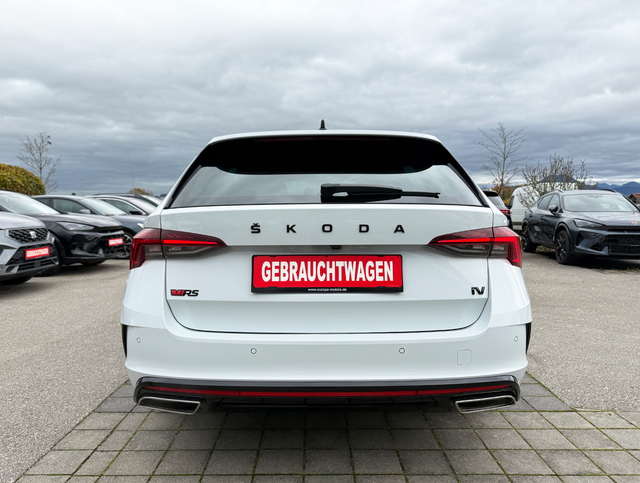 Heck Skoda Octavia Combi RS iV 1.4 TSI Plug-in Hybrid DSG