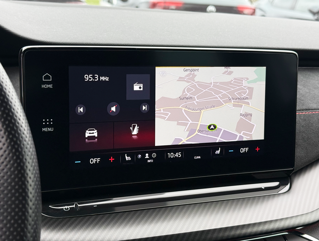 Digitales Cockpit Skoda Octavia Combi RS iV 1.4 TSI Plug-in Hybrid DSG