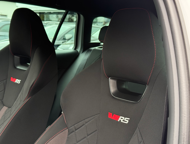 Vordersitze Polsterung Skoda Octavia Combi RS iV 1.4 TSI Plug-in Hybrid DSG