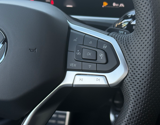 Multifunktionslenkrad Volkswagen Passat Variant 2026 R-Line 2.0 TDI SCR 4MOTION 193 DSG