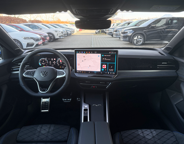 Innenraum Volkswagen Passat Variant 2026 R-Line 2.0 TDI SCR 4MOTION 193 DSG