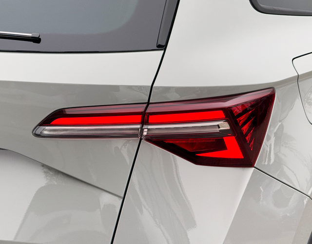 LED Rückleuchte Skoda Karoq SELECTION 1.5 TSI 110kW DSG