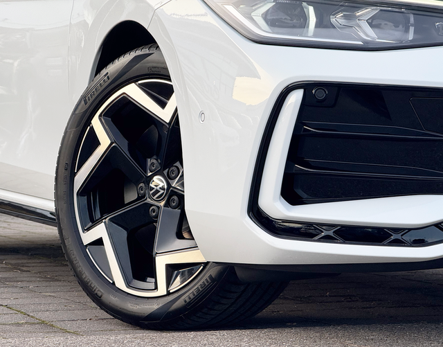 Felge Volkswagen Passat Variant 2026 R-Line 2.0 TDI SCR 4MOTION 193 DSG 