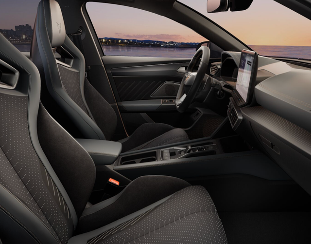 Cupra Leon Sportstourer VZ EXTREME 2.0 TSI 245 kW DSG 4DRIVE