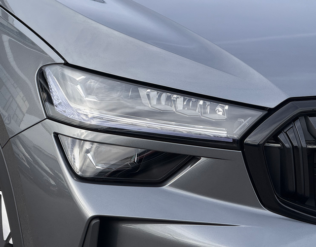 LED Scheinwerfer Skoda Kodiaq H10 SPORTLINE 2.0 TDI DSG 4x4 142 kW