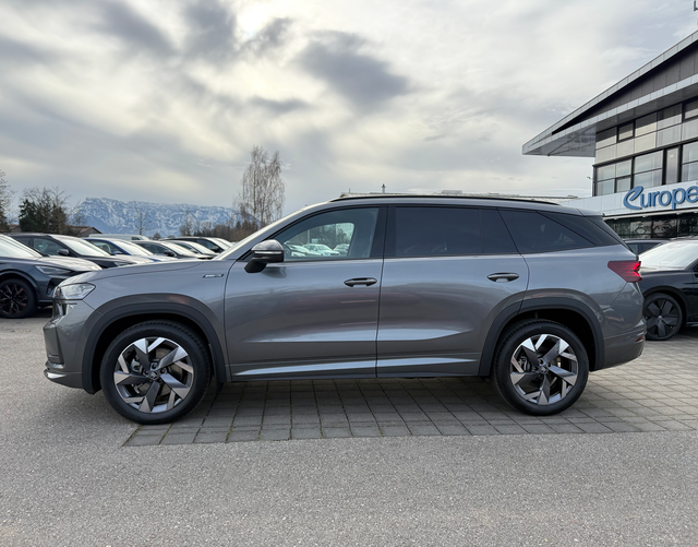 Fahrerseite Skoda Kodiaq H10 SPORTLINE 2.0 TDI DSG 4x4 142 kW