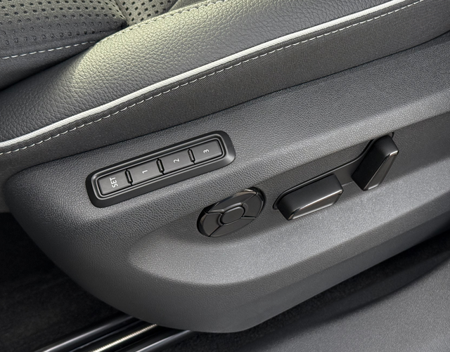 Fahrersitz elektrisch Skoda Kodiaq SPORTLINE 2.0 TDI DSG 4x4 142 kW