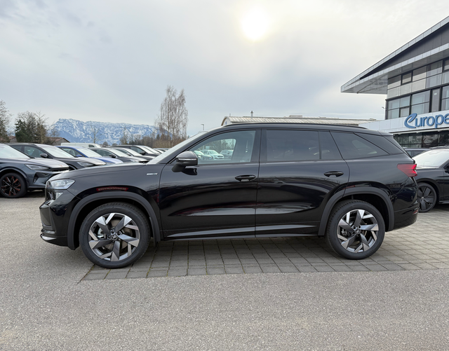 Fahrerseite Skoda Kodiaq SPORTLINE 2.0 TDI DSG 4x4 142 kW
