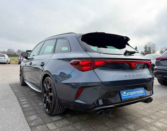 Hinten Cupra Leon Sportstourer VZ EXTREME 2.0 TSI 245 kW DSG 4DRIVE 