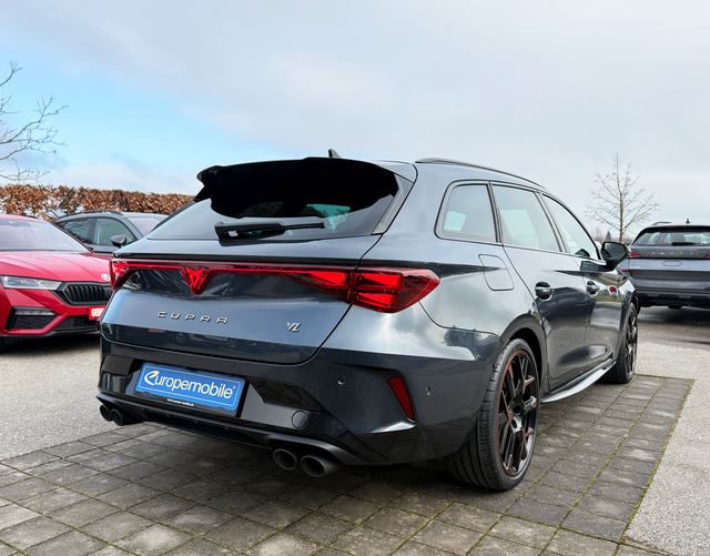 Hinten Cupra Leon Sportstourer VZ EXTREME 2.0 TSI 245 kW DSG 4DRIVE 