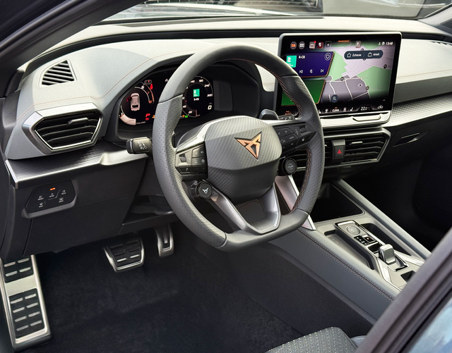 Interieur Cupra Leon Sportstourer VZ EXTREME 2.0 TSI 245 kW DSG 4DRIVE 