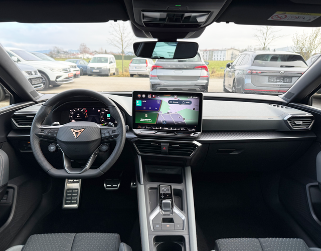 Innenraum Cupra Leon Sportstourer VZ EXTREME 2.0 TSI 245 kW DSG 4DRIVE 