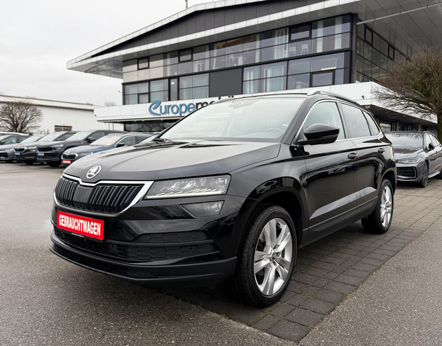Vorne Skoda Karoq Style PREMIUM