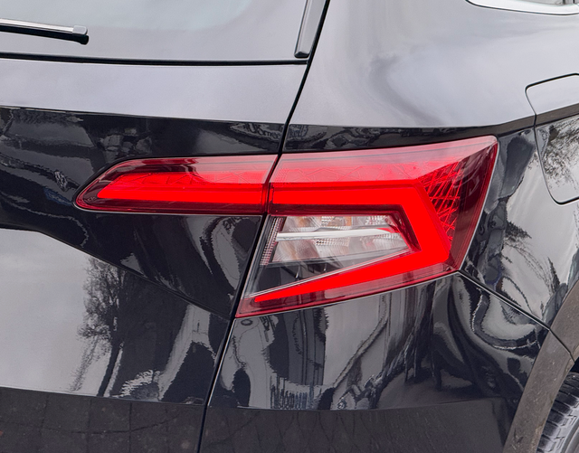 LED R&uuml;ckleuchte Skoda Karoq Style PREMIUM