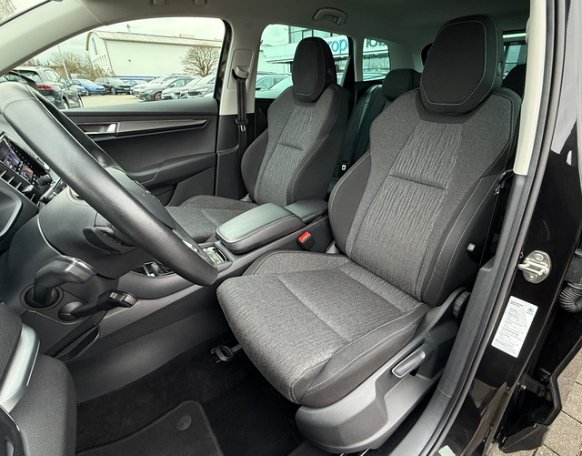 Vordersitze Polsterung Skoda Karoq Style PREMIUM