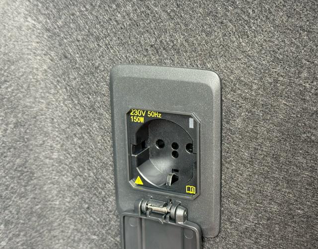 Kofferraum Steckdose Cupra Formentor VZ 2.0 TSI 4Drive 310 PS DSG 