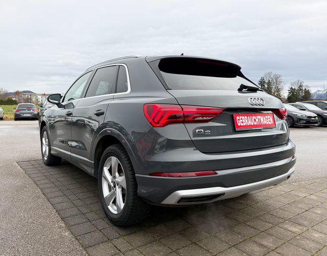 Hinten Audi Q3 advanced 35 TFSI S tronic