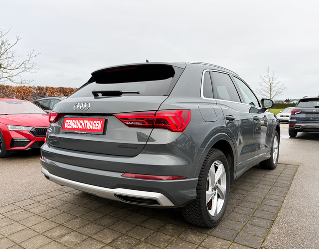 Hinten Audi Q3 advanced 35 TFSI S tronic