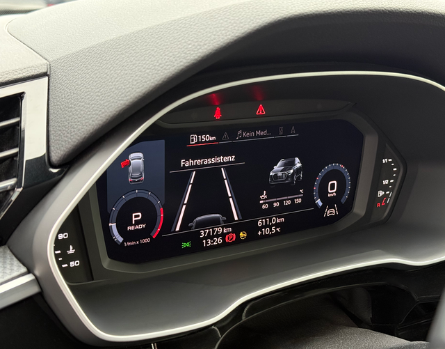 Digitales Cockpit Audi Q3 advanced 35 TFSI S tronic