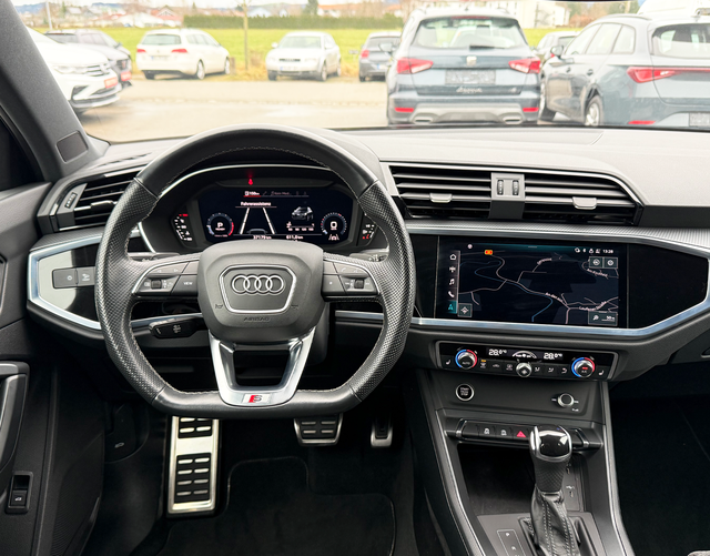 Innenraum Audi Q3 advanced 35 TFSI S tronic