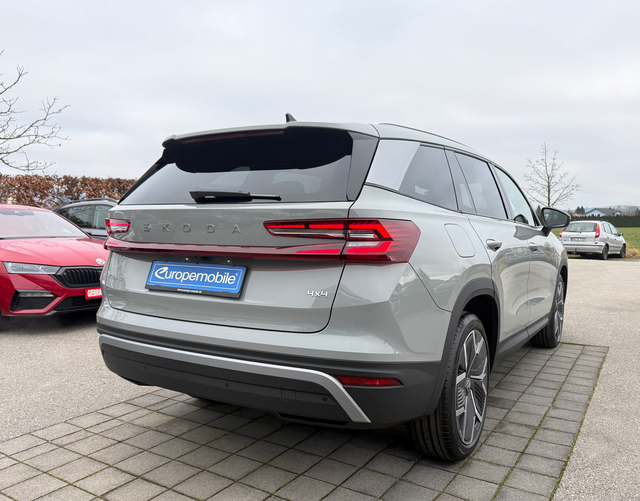 Hinten Skoda Kodiaq SELECTION NAVI 2026 2.0 TDI 193 4x4 DSG