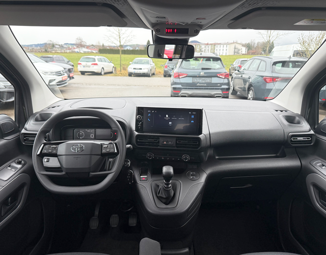 Innenraum Toyota Proace City Verso COMFORT 