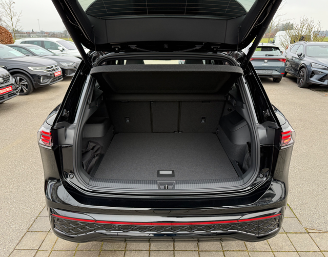 Kofferraum Volkswagen Tiguan 2026 H3 R-LINE 2.0 TDI SCR 193 DSG 4MOTION