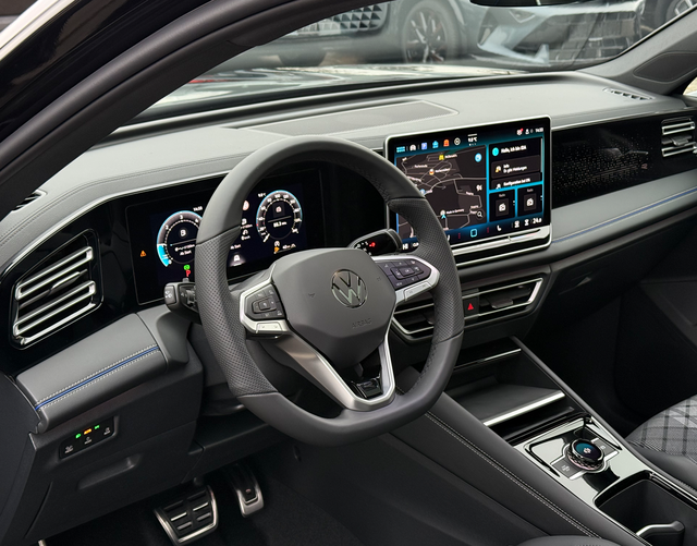 Interieur Volkswagen Tiguan 2026 H3 R-LINE 2.0 TDI SCR 193 DSG 4MOTION