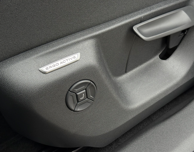 Fahrersitz Highlights Volkswagen Tiguan 2026 H3 R-LINE 2.0 TDI SCR 193 DSG 4MOTION