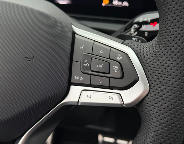 Multifunktionslenkrad Volkswagen Tiguan 2026 H3 R-LINE 2.0 TDI SCR 193 DSG 4MOTION