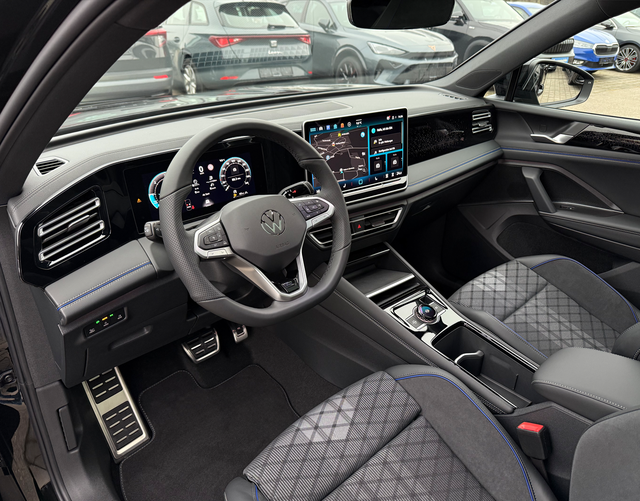 Interieur Volkswagen Tiguan 2026 H3 R-LINE 2.0 TDI SCR 193 DSG 4MOTION