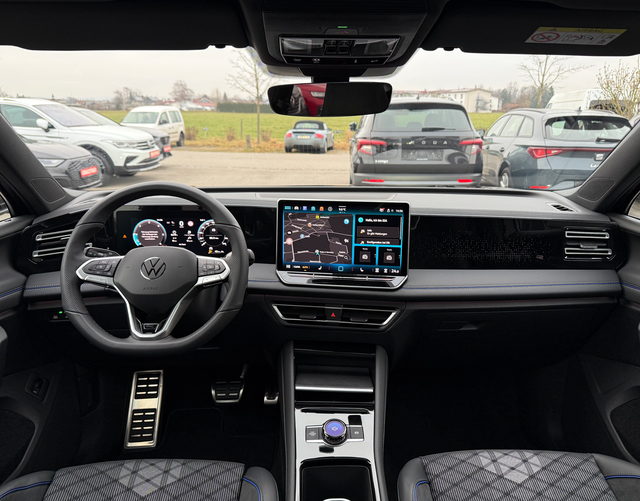 Innenraum Volkswagen Tiguan 2026 H3 R-LINE 2.0 TDI SCR 193 DSG 4MOTION