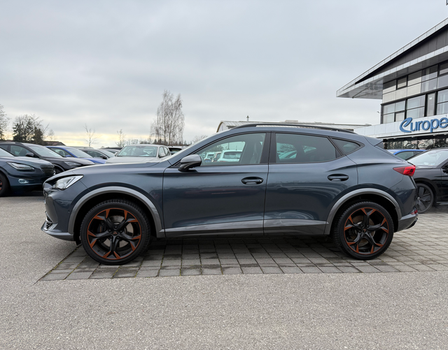 Fahrerseite Cupra Formentor VZ (D2) 2.0 TSI 4Drive 310 PS DSG