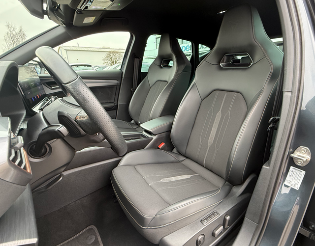 Vordersitze Polsterung Cupra Formentor VZ (D2) 2.0 TSI 4Drive 310 PS DSG