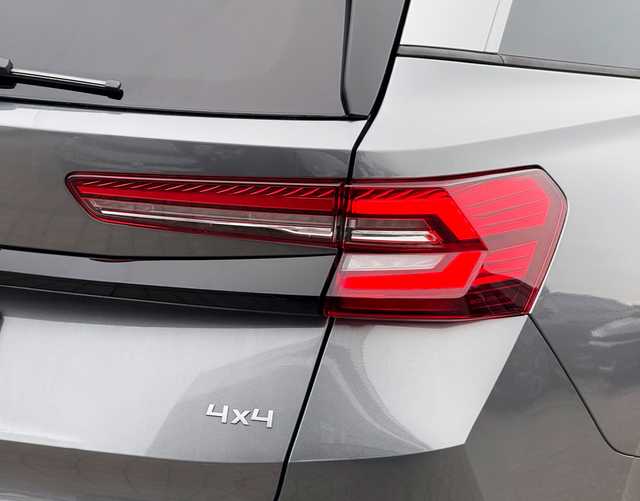 LED R&uuml;ckleuchte Skoda Kodiaq SELECTION NAVI 2026 2.0 TDI 193 4x4 DSG