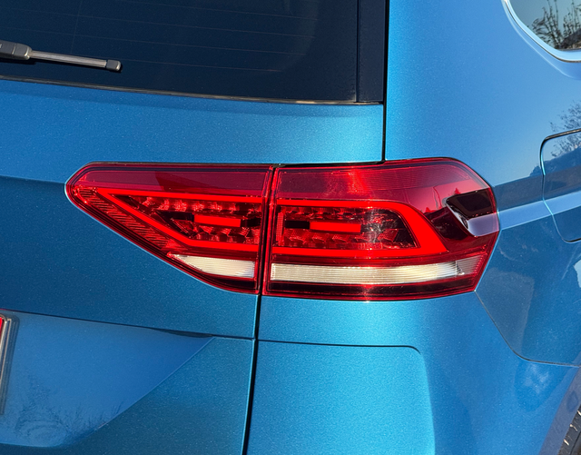 LED R&uuml;ckleuchte Volkswagen Touran Highline 1.5 TSI 150 DSG