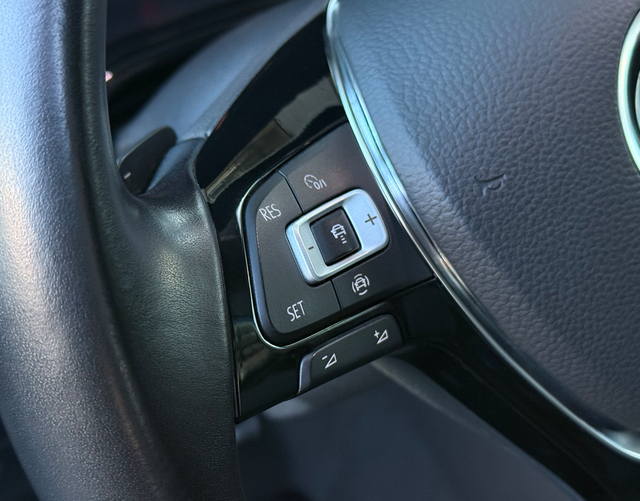 Multifunktionslenkrad Volkswagen Touran Highline 1.5 TSI 150 DSG