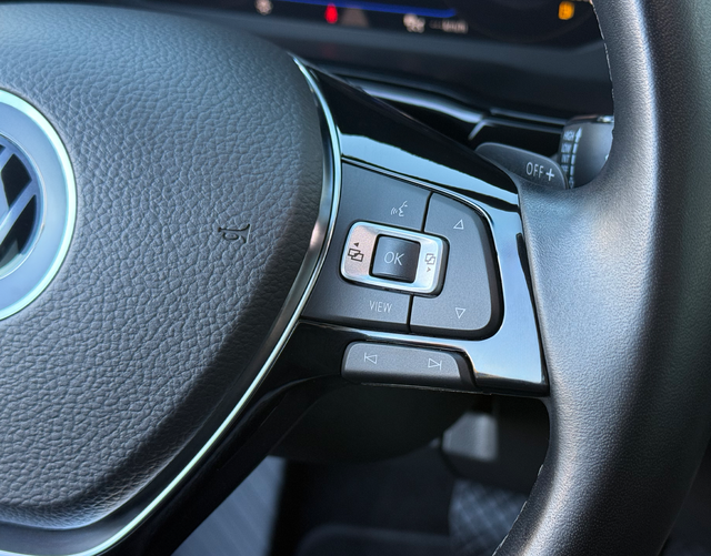 Multifunktionslenkrad Volkswagen Touran Highline 1.5 TSI 150 DSG