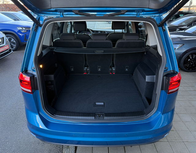 Kofferraum Volkswagen Touran Highline 1.5 TSI 150 DSG