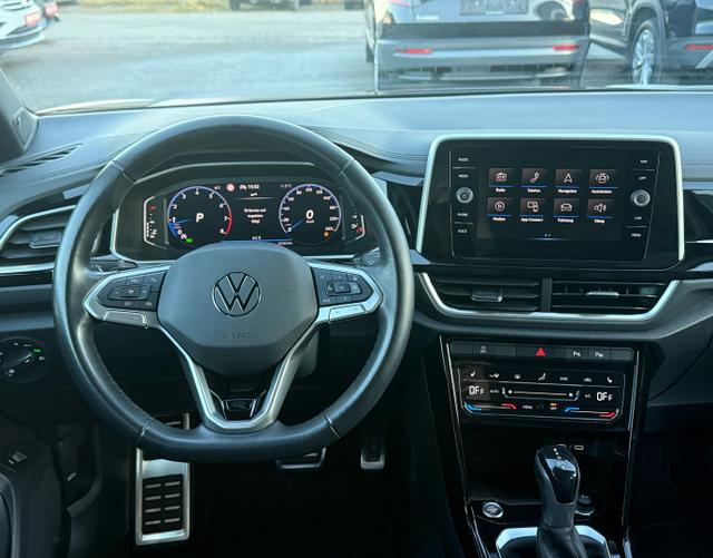 Innenraum Volkswagen T-Roc R-LINE + 1.5 TSI OPF 150 DSG