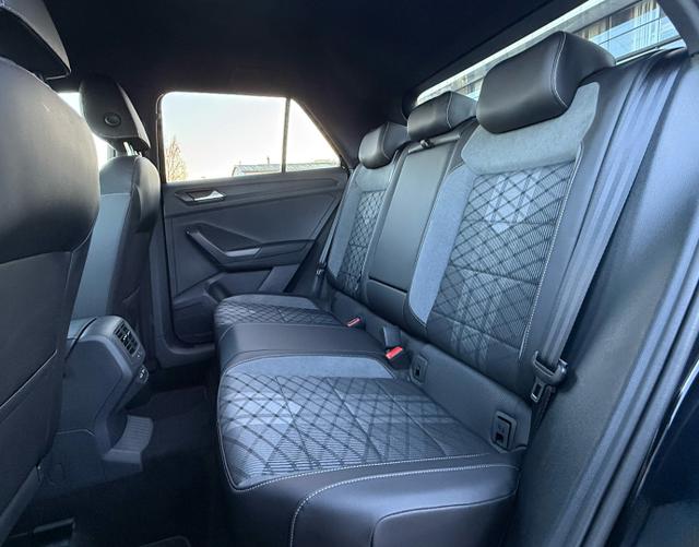 R&uuml;cksitzbank Volkswagen T-Roc R-LINE + 1.5 TSI OPF 150 DSG