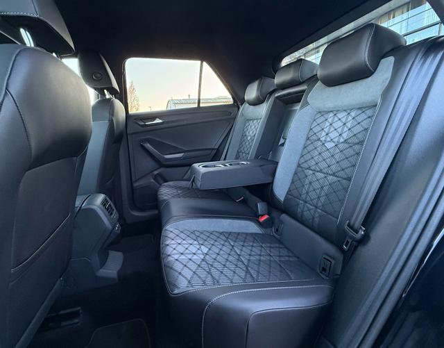 R&uuml;cksitzbank Volkswagen T-Roc R-LINE + 1.5 TSI OPF 150 DSG