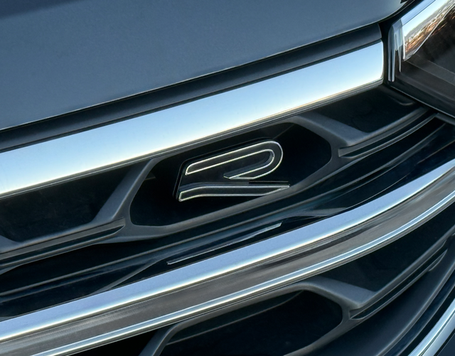 Logo Volkswagen T-Roc R-LINE + 1.5 TSI OPF 150 DSG